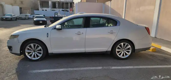 للبيع لينكولن mks 2009 2