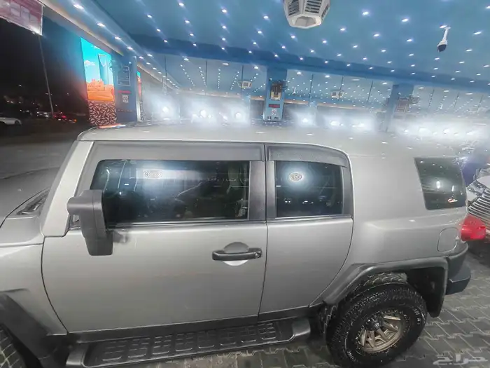 تويوتا افجي FJ نظيف ومجهز 21