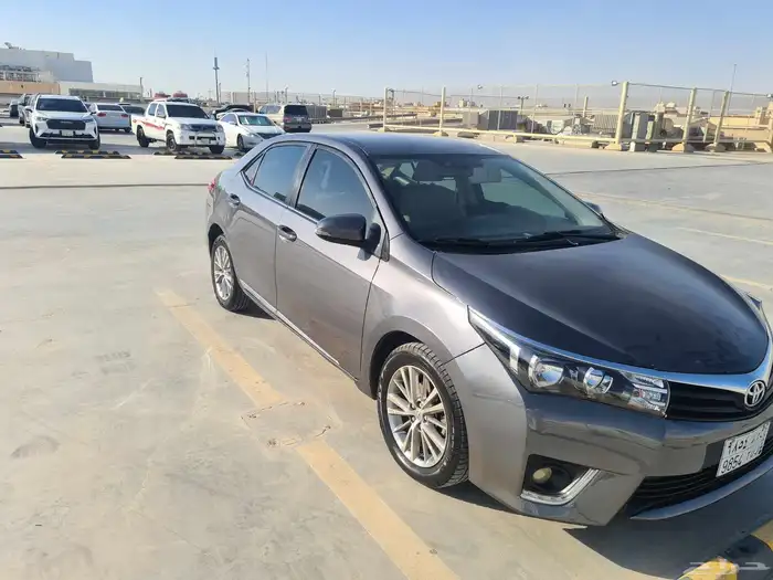 كورولا موديل 2016 مكينه 1600c ممشى 195 بصمه يد ايرباق طالع 0