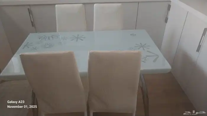طاولة طعام 4كراسى 1