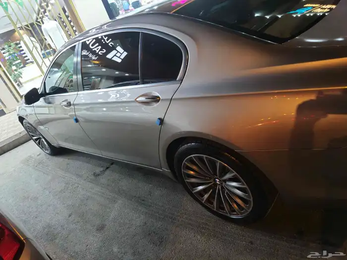 BMW 730li 2010 1