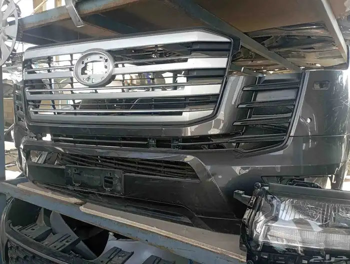 جيب لاندكروزر و كامري 1