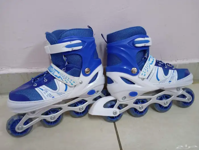 سكيت بحالة ممتازة إستعمال اسبوعين نظيف مقاس 38-40 0