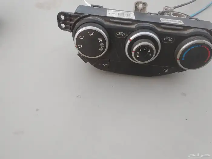 مفاتيح مكيف اكسنت كيا بيكانتو 4