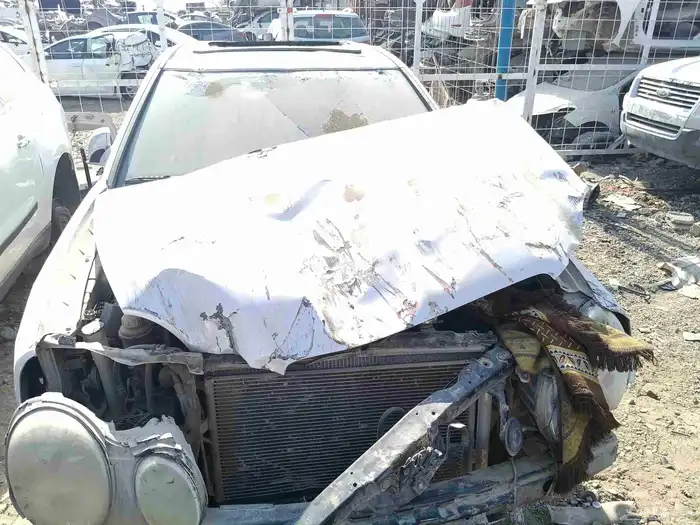 كيا اوبروس قطع غيار تشليح فقط 4