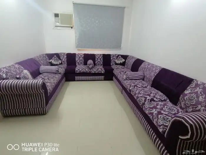 طقم كنب ممتاز بالستاره 12فرد حالته ممتازه جدا وسعره ممتاز 0