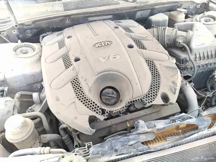 كيا اوبروس قطع غيار تشليح فقط 3