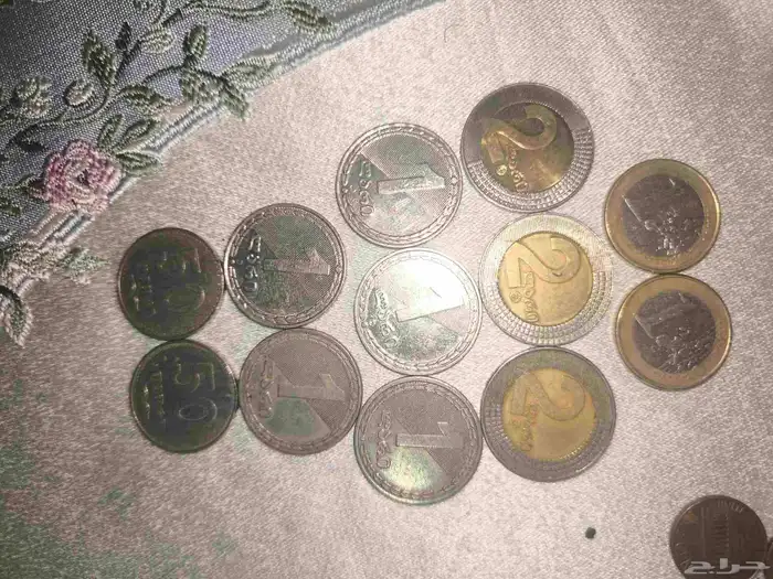 عملات نقدية متنوعة 16