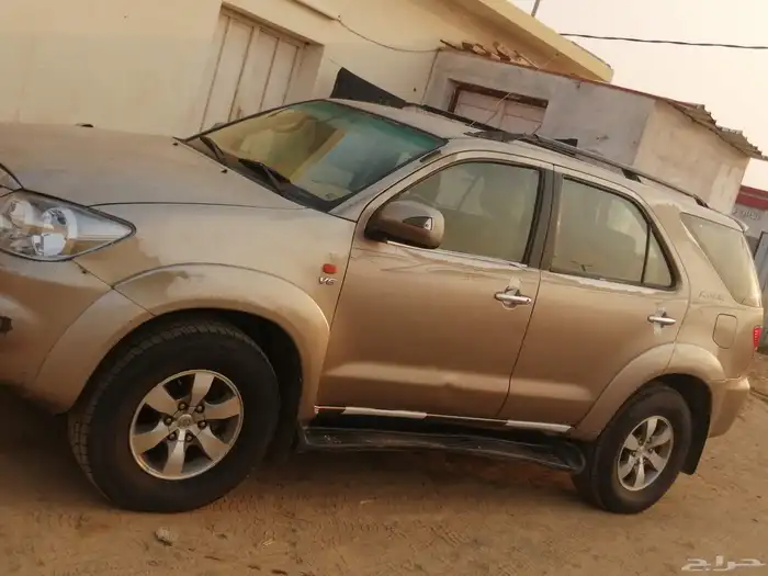 جيب فورتشنر 2008 لون رصاصي 0