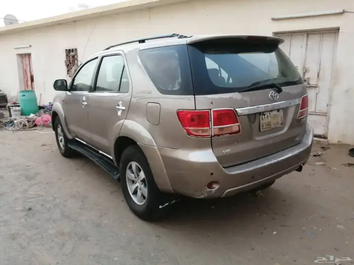 جيب فورتشنر 2008 لون رصاصي 6