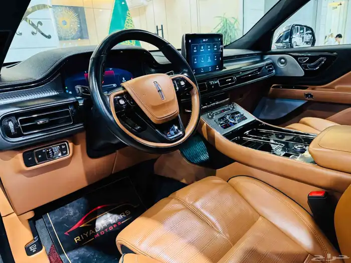 لنكولن افياتور 2020 فل كامل نظيف جدا 6