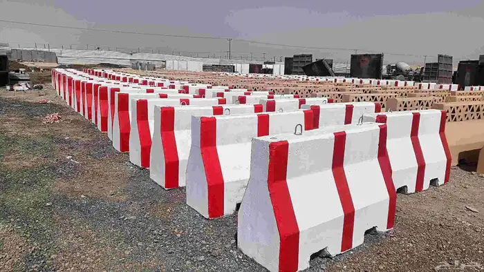 حواجز خرسانيه قواعد اناره زينة حدائق مناهيل 9