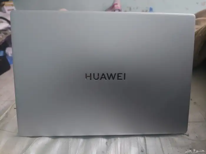 لابتوب هواوي ميت بوك دي 16(نظيف جدا جدا) وللامانه 9