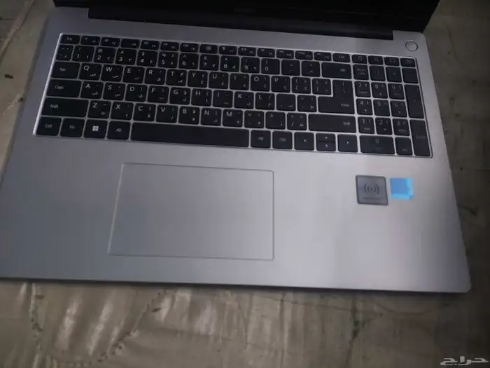 لابتوب هواوي ميت بوك دي 16(نظيف جدا جدا) وللامانه 14