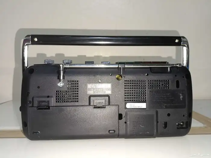 كاسيت وراديو باناسونيك بحاله ممتازه 2