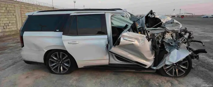 كاديلاك اسكاليد 2023 مصدوم 4