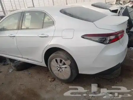 تشليح قطع غيار كامري موديل 23 و 2025 وجميع الموديلات 4