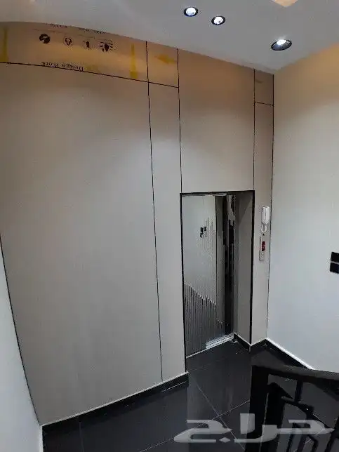 للبيع شقه دور ثاني مصعد راكب جاهز تشطيب راقي حي الموسي550الف 2