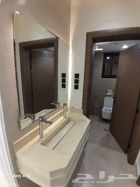 للبيع شقه دور ثاني مصعد راكب جاهز تشطيب راقي بالمحاله 500الف 5