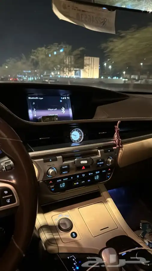 للبيع لكزس ES350 2016 10