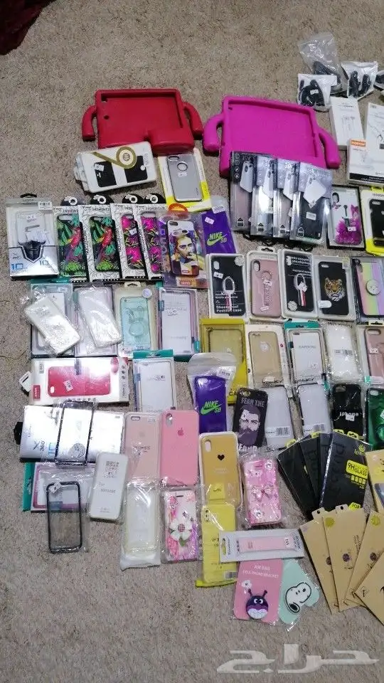 اكسسوارات وشاشات آيفون جملة 5