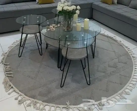 للبيع طاولتين استقبال شبه جديده 1