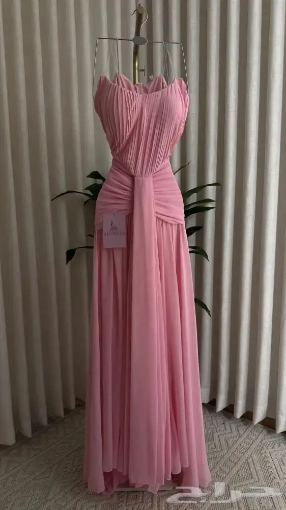 فستان وردي ناعم مقاس S جديد ما أنلبس 1
