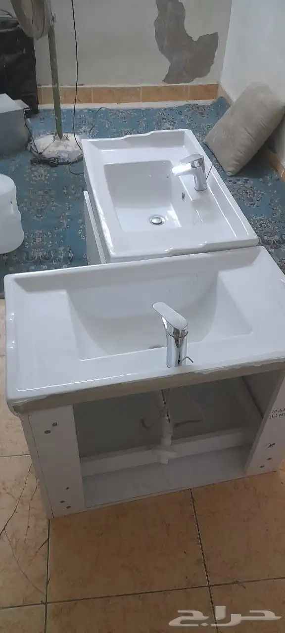 3 مغسلة للبيع الخلاطات والكراسي اوروبيه شركة آيديل ستاندردال 0