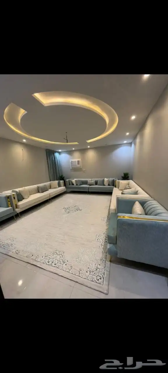 الكنبت تفصيل على حسب الطلب تنجيد ستائر ويفي بسعر مناسب 1