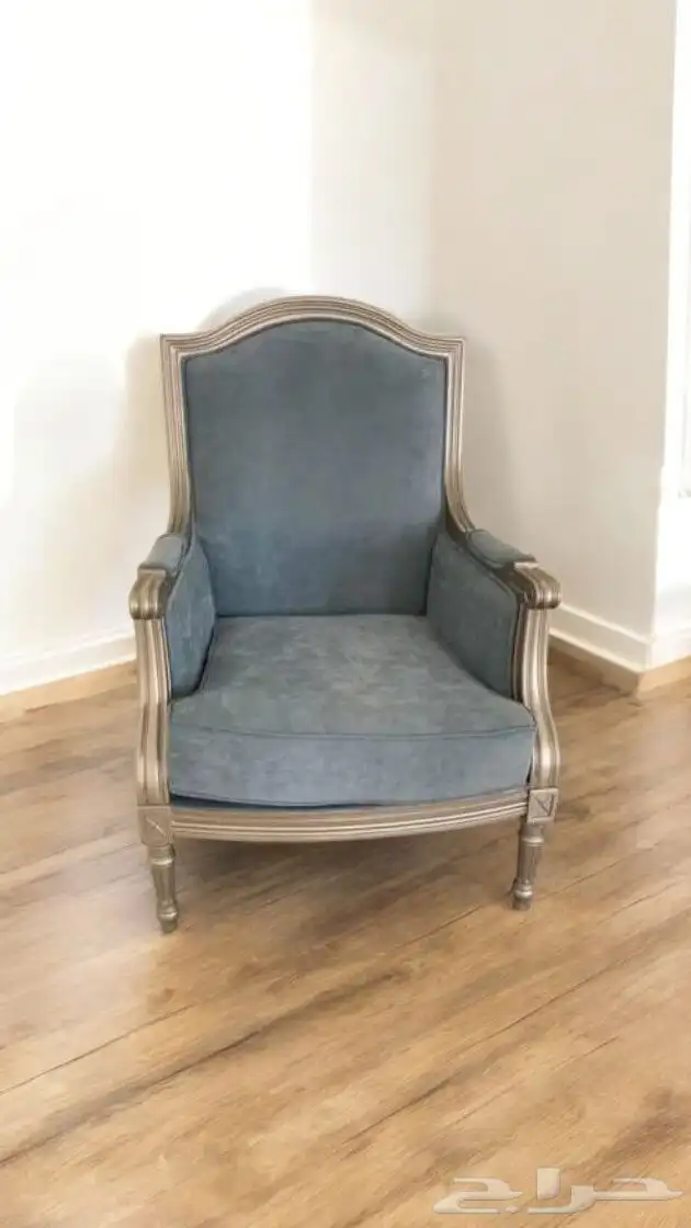 كنب كلاسيك ملكى 0