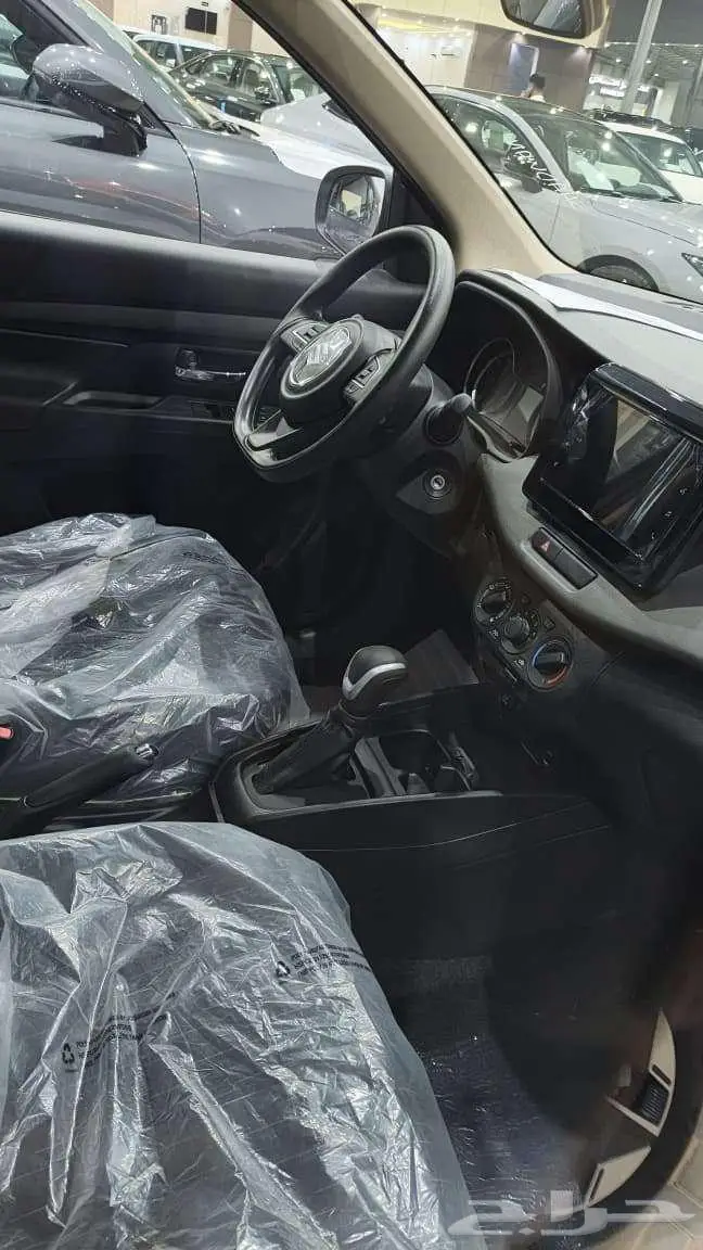 سوزوكي ارتيجا موديل 2025 3