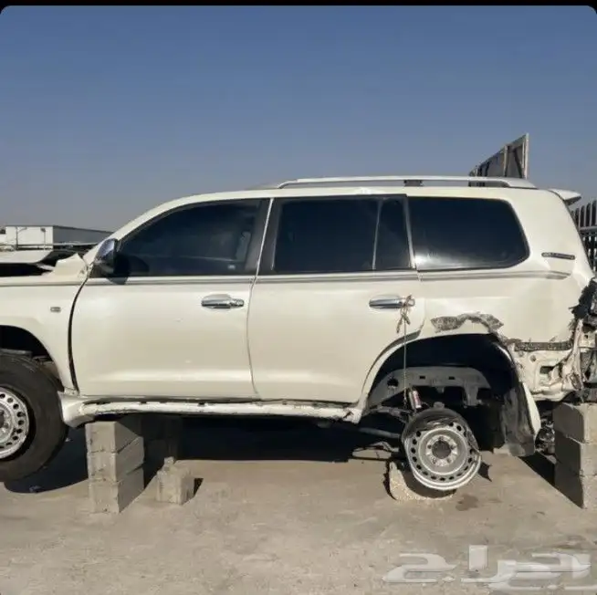 قطع غيار جيب لاندكوزر فورشنر أفجاي برادو هايكس اصلي وكاله 4