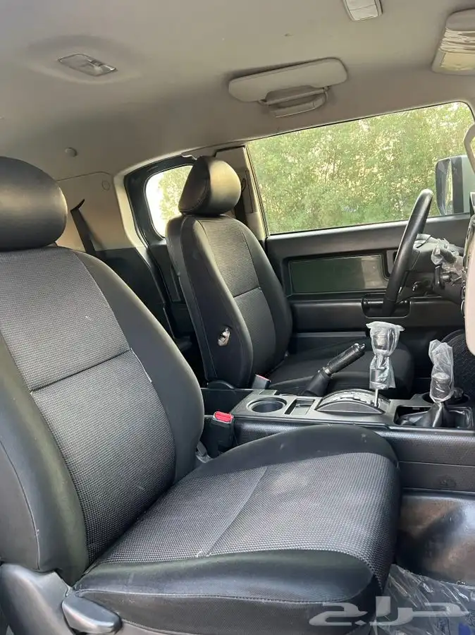 تويوتا اف جي 2010 19