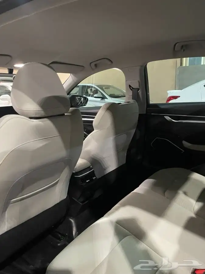 جيلي ام قراند 2024 7