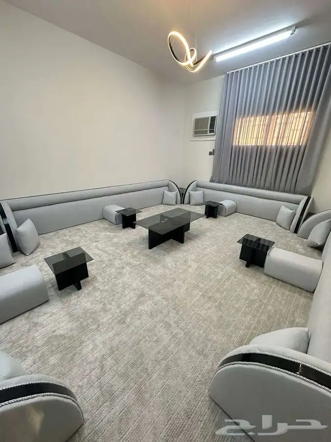 للبيع كنب جديد 0