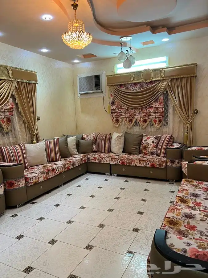 كنب نظيف للبيع 3