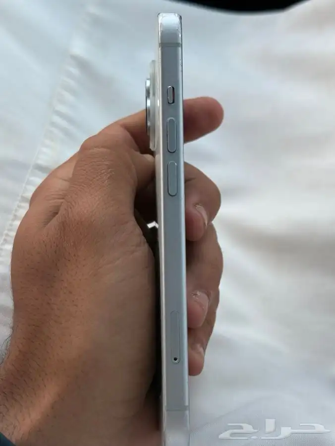 ايفون 15   128 قيقا 4