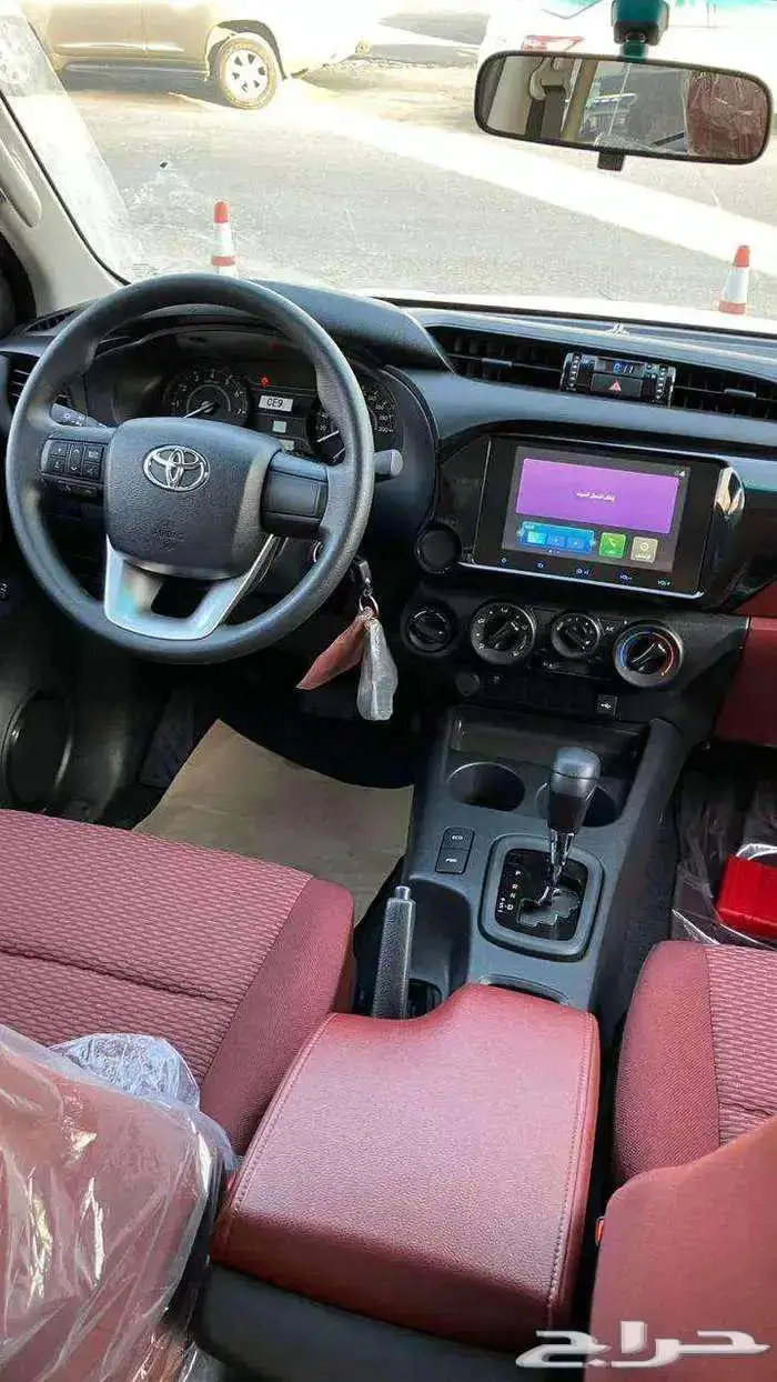 هايلوكس غمارتين 2025 بنزين دبل قير أتوماتيك 11