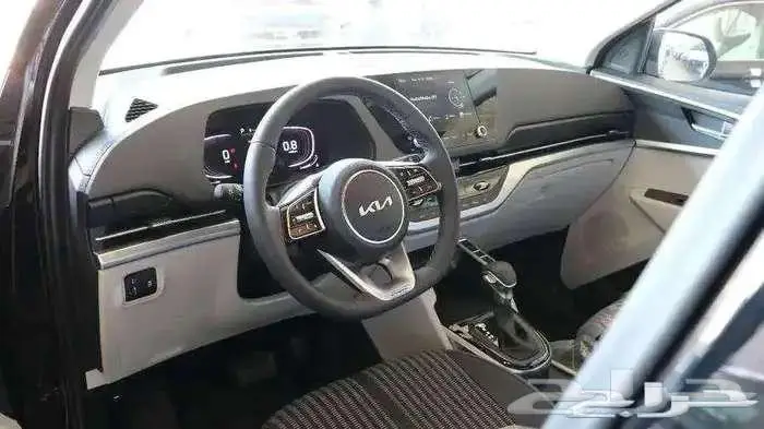 كيا كارنز نص فل موديل 25 كاش وتقسيط 2