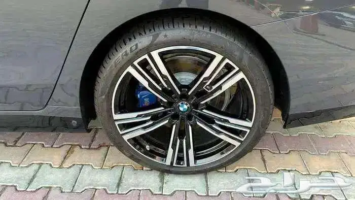 بي أم دبليو 735i موديل 2026 فل كامل أند فجول جديد M Kit 24