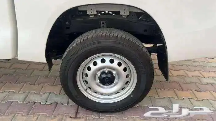 هايلوكس غمارتين 2025 ديزل دبل قير أتوماتيك 12