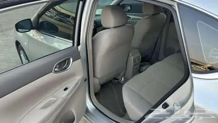 نيسان سنترا 2019 نص فل 8