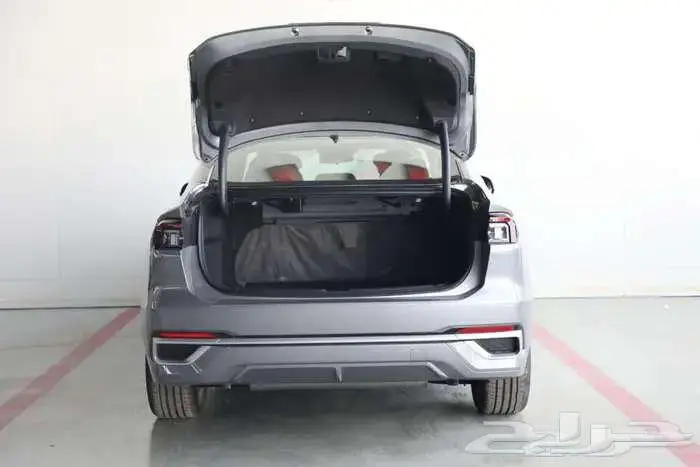 فورد تورس امبيانتى استاندر بنزين 2026 سعودى 7