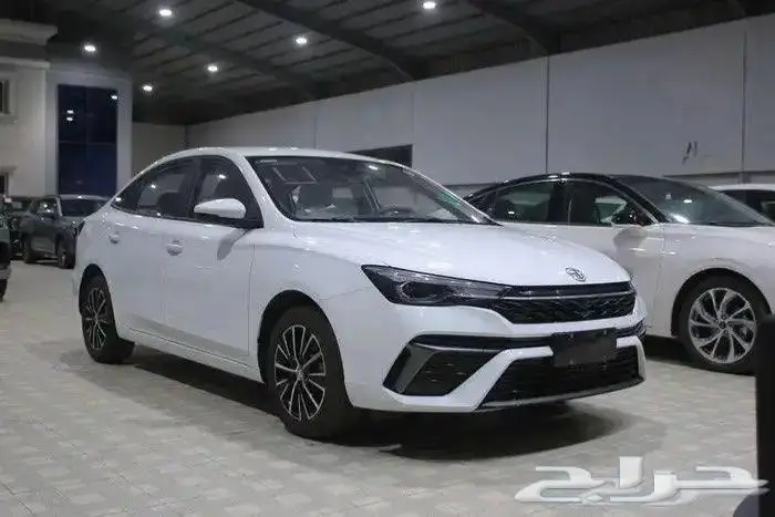 ام جى 5 ستاندر الشكل الجديد كاش وتمويل 1