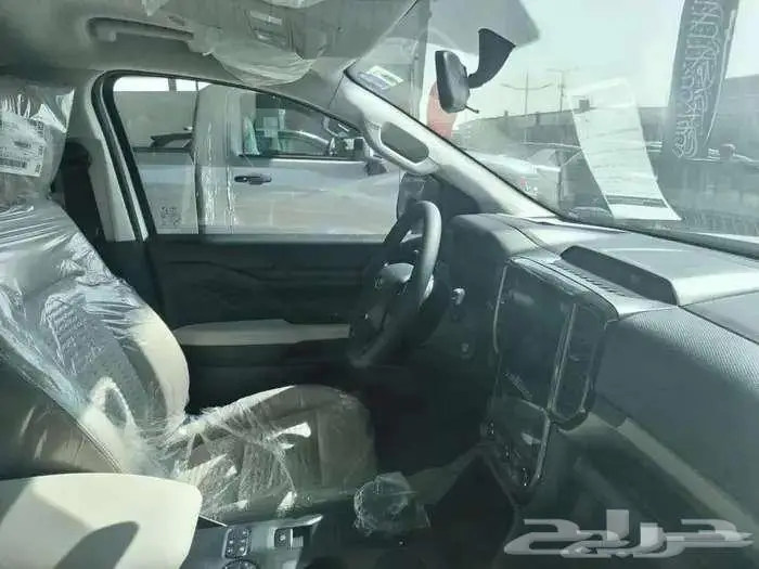 فورد ايفرست XLS استاندرد 2025 ابيض 0