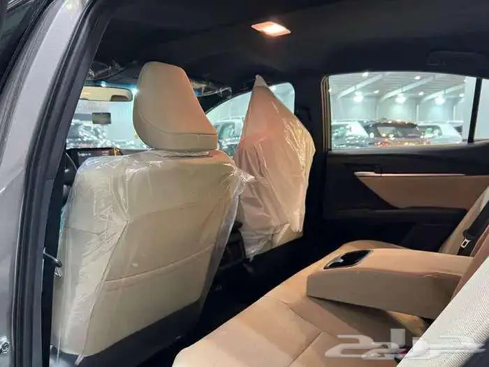 تويوتا كامري E هايبرد 2025 كاش واقساط 13