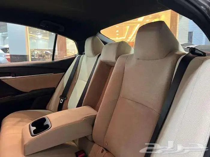 تويوتا كامري E هايبرد 2025 كاش واقساط 24