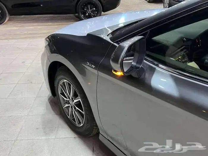 تويوتا كامري E هايبرد 2025 كاش واقساط 23