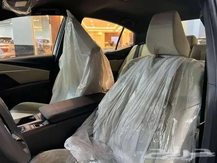 تويوتا كامري E هايبرد 2025 كاش واقساط 30