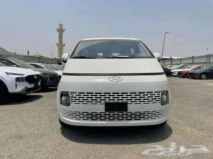 هونداي ستاريا متوفر ديزل وبنزين2025 5